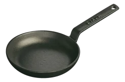 Bakpan Staub Mini Zwart 12 cm