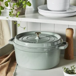 Staub Braadpan Cocotte Rond Eucalyptus Clearance