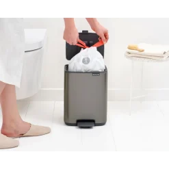 Brabantia Bo Pedaalemmer kunststof binnenemmer - Platinum Online