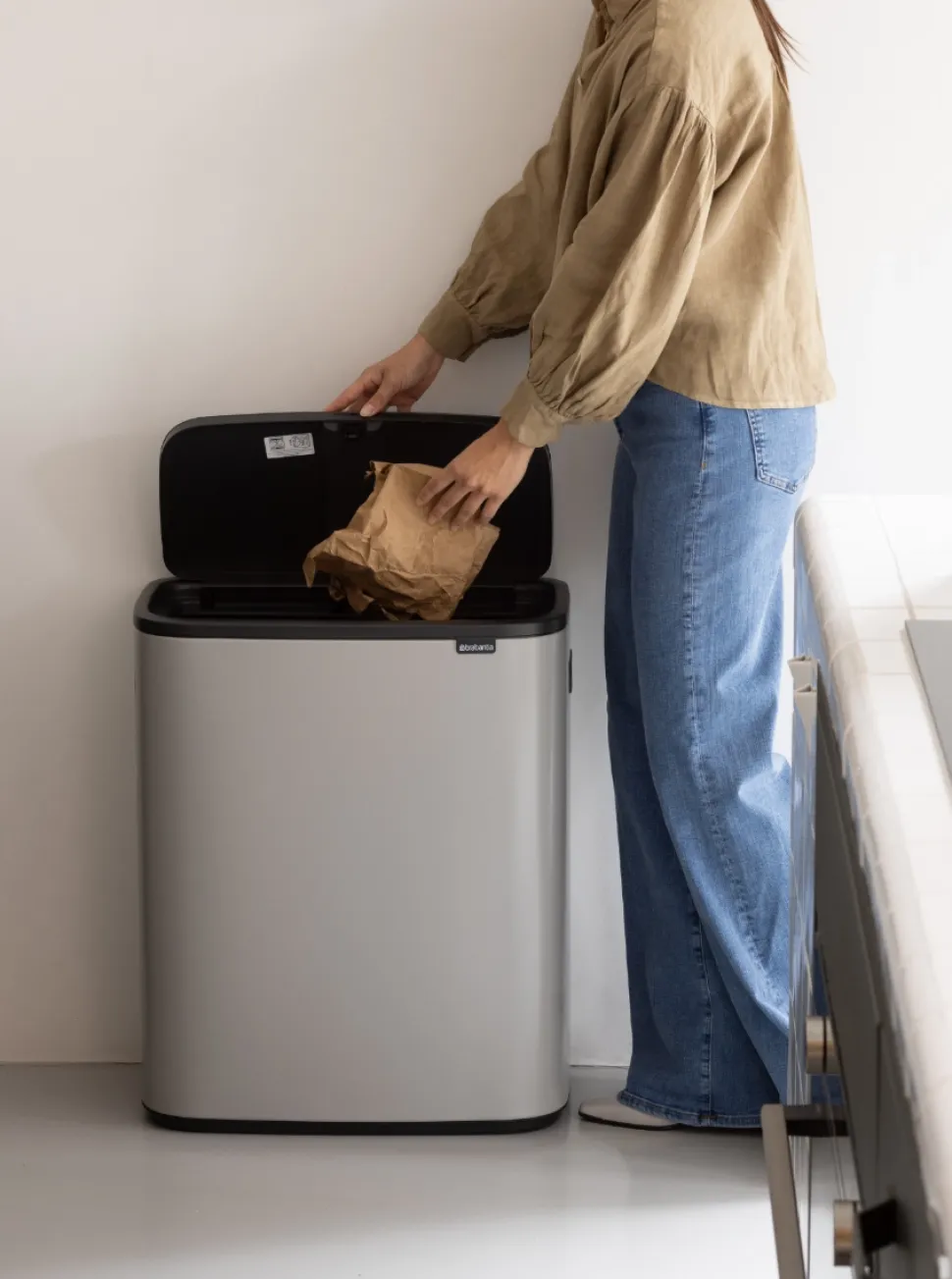 Brabantia Bo Touch Bin Prullenbak Soft Grey 60 liter