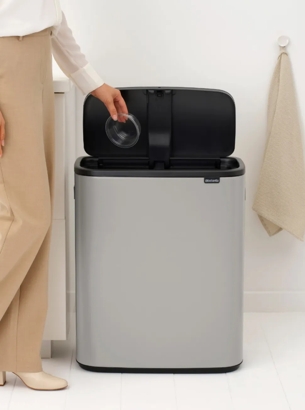 Brabantia Bo Touch Bin Prullenbak Soft Grey 60 liter