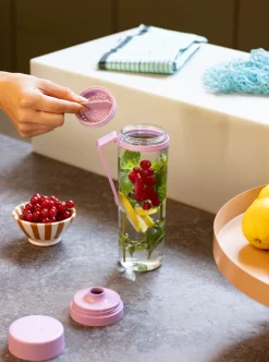 Brabantia Make & Take Drinkfles Lilac Pink met Fruitfilter 500 ml Hot