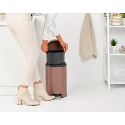 Brabantia NewIcon Pedaalemmer 12 L - Satin Taupe