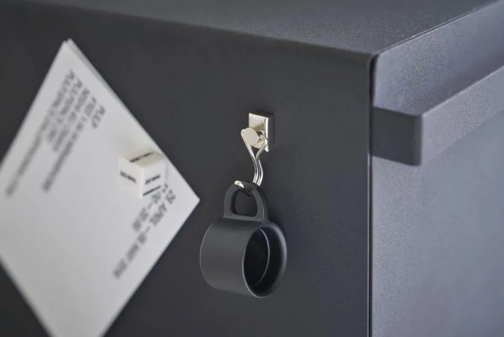 Yamazaki Broodtrommel Tower Black Online