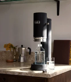 Bruiswatermachine Aarke Carbonator Pro Matte Black