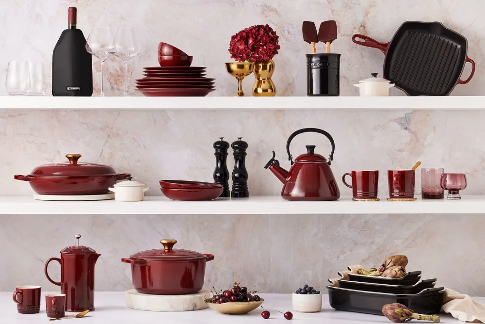 Le Creuset Diep Bord Garnet 22 cm Clearance