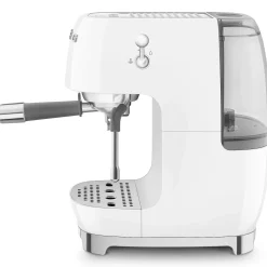 Espresso koffiemachine Smeg ECF03WHEU 50's Style Wit