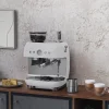 Smeg Espressomachine EGF03WHEU Wit Outlet