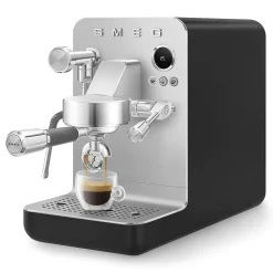 Smeg Espressomachine EMC02BLMEU Collezione Mat Zwart