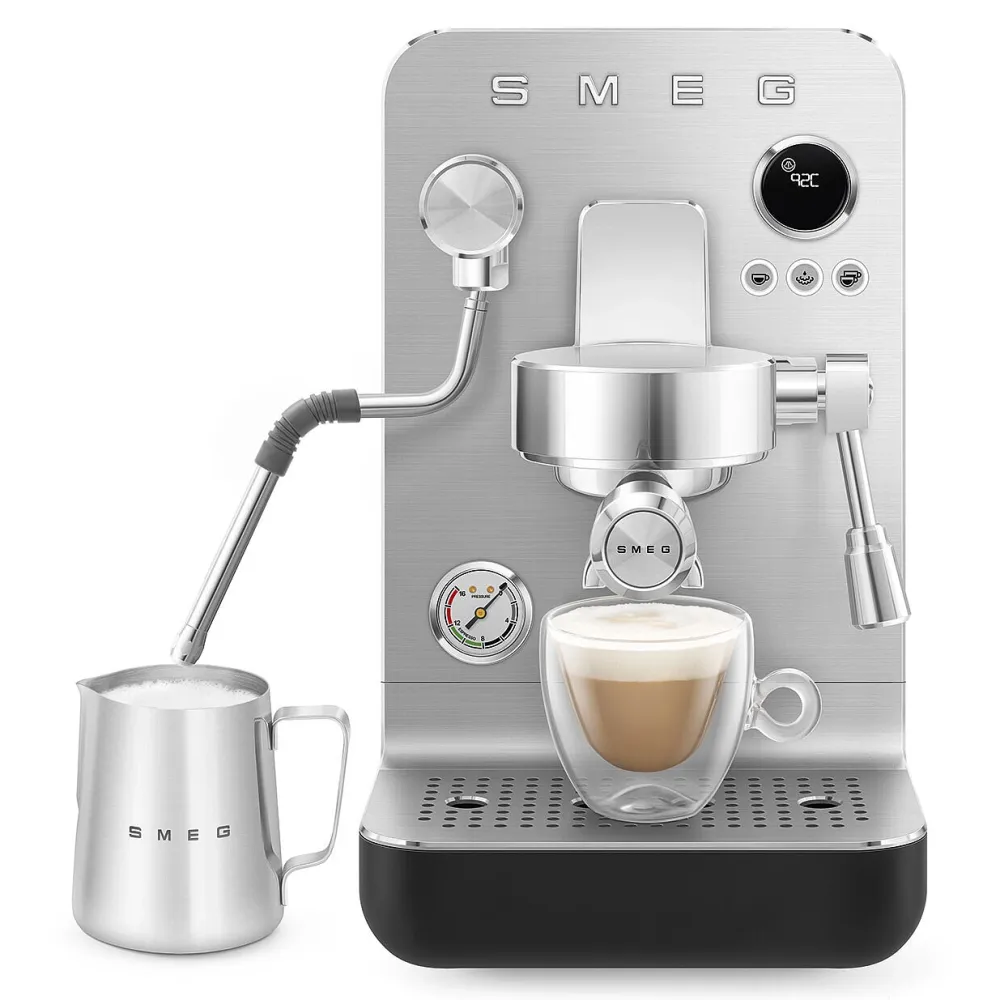Smeg Espressomachine EMC02BLMEU Collezione Mat Zwart
