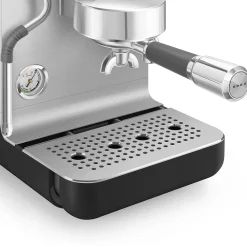 Smeg Espressomachine EMC02BLMEU Collezione Mat Zwart