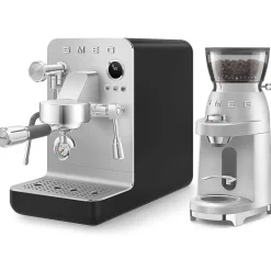 Smeg Espressomachine EMC02BLMEU Collezione Mat Zwart
