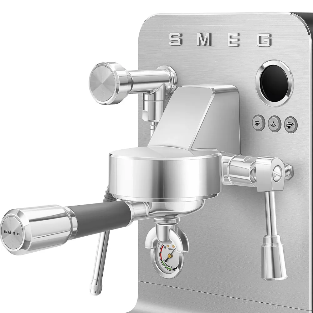Smeg Espressomachine EMC02BLMEU Collezione Mat Zwart