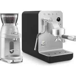 Smeg Espressomachine EMC02BLMEU Collezione Mat Zwart