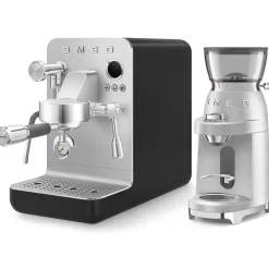Smeg Espressomachine EMC02BLMEU Collezione Mat Zwart