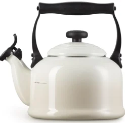 Fluitketel Le Creuset Tradition Meringue 2.1 Liter