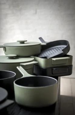Grillpan Serax Surface Cookware By Sergio Herman Green 46 x 26 x 4,2 cm