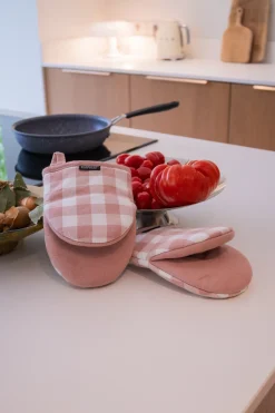 Tiseco Keukenhandschoen Home Studio Gingham Pink (Set van 2) Online