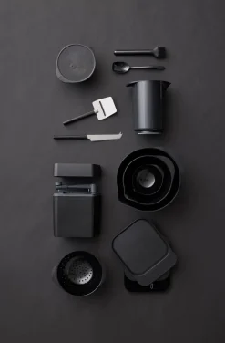 Mengkom Rosti Margrethe Carbon Black 3L