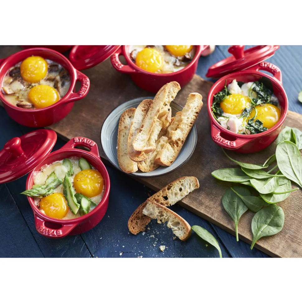 Mini Braadpan Staub Ceramic by Staub Cocotte Rond Kers 10 cm