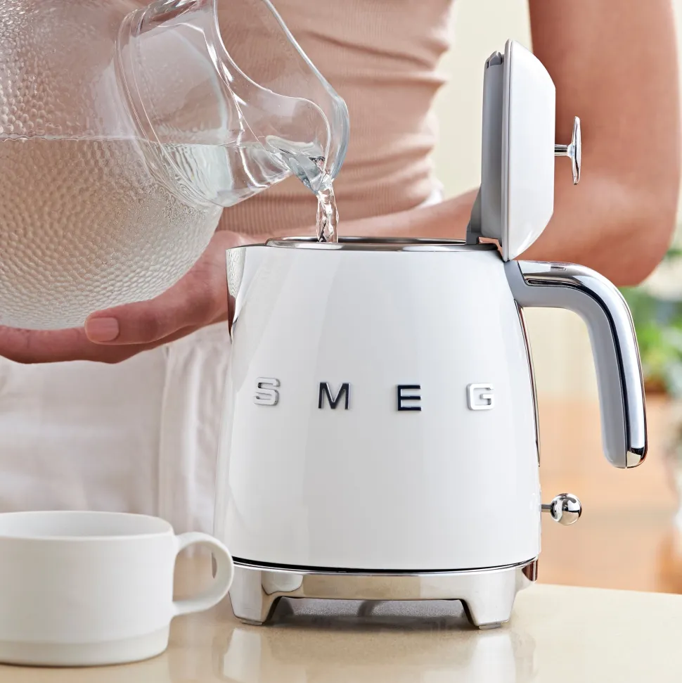 Mini Waterkoker Smeg 50 Style KLF05 Wit