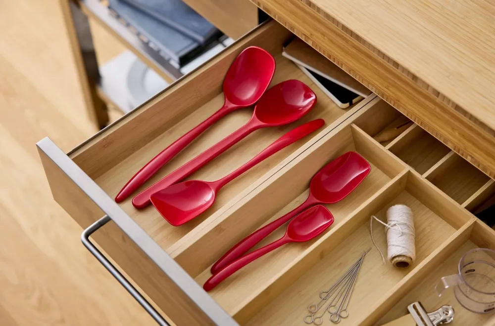 Rosti Opscheplepel Broad Shape Classic Red Keukenlepel Discount