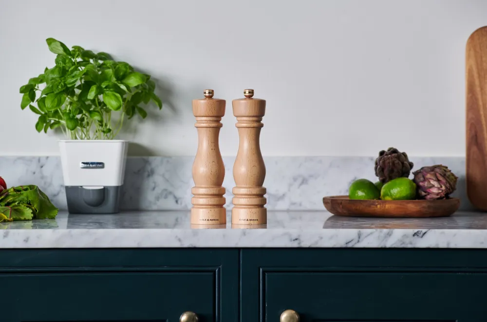 Cole and Mason Peper- en zoutmolen Cole & Mason London Natural Beech 22 cm Clearance