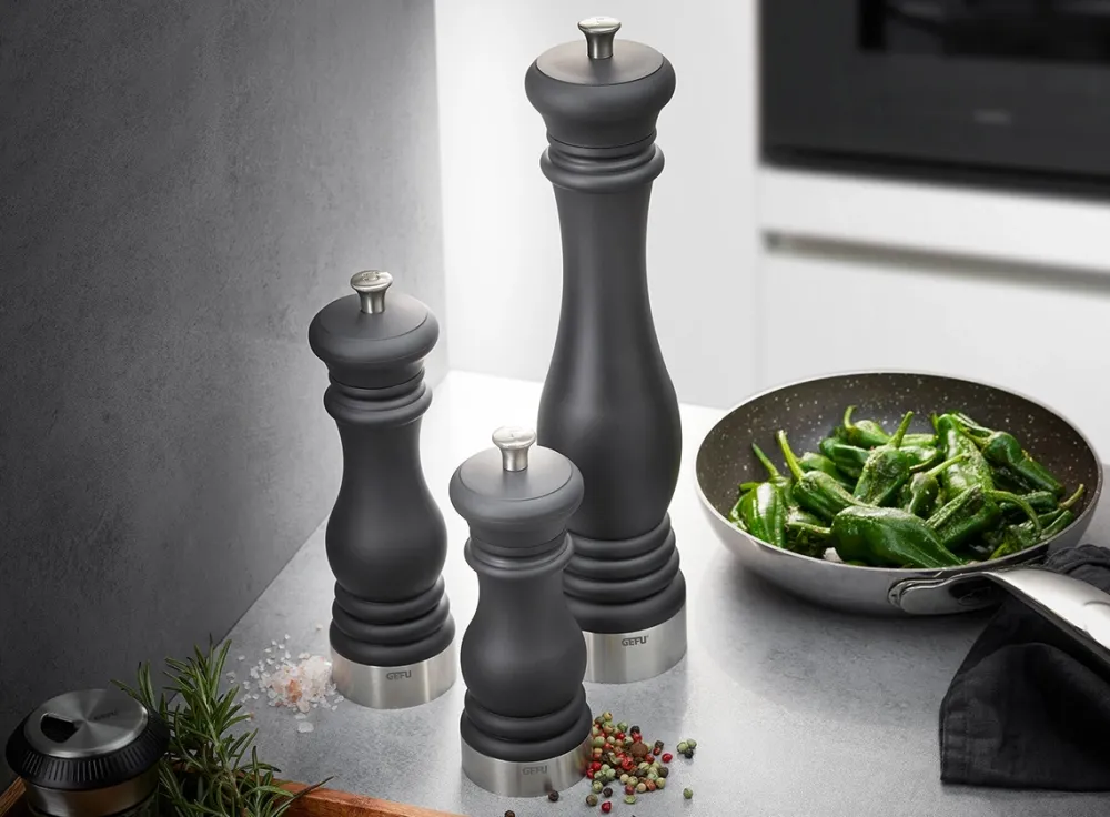 Gefu Peper- of Zoutmolen Flavio 17 cm Hot