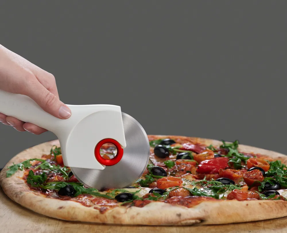 Joseph Joseph Pizzasnijder Ringo Pizza Wheel Beige