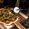 Pizzasnijder Laguiole Style de Vie Premium Line Met Snijplank Zwart