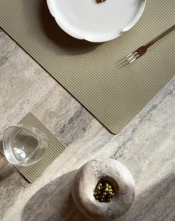 Placemat Lind DNA Square L Corduroy Nupo Herbal Dust (Set van 4)