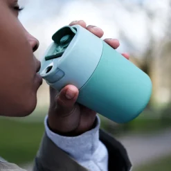 Reisbeker Joseph Joseph Sipp Met Flip top Dop 340 ml Groen