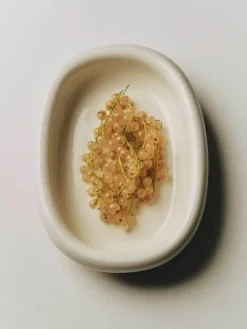 HAY Schaal Barro Oval Dish Small Off-White Hot