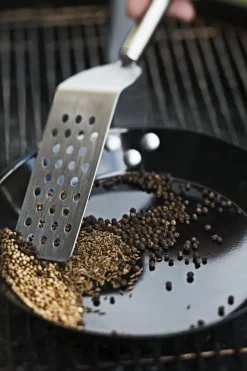 Spatel Gebogen En Geperforeerd Rösle Keuken 32 cm