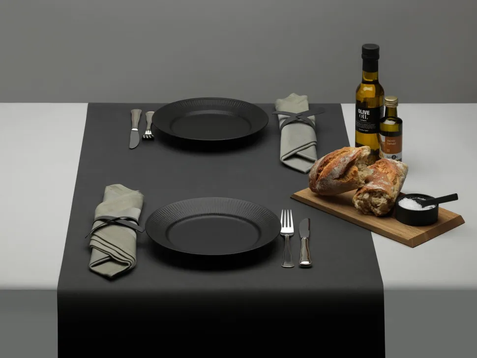 Tafelloper Lind DNA Table Runner L Nupo Black