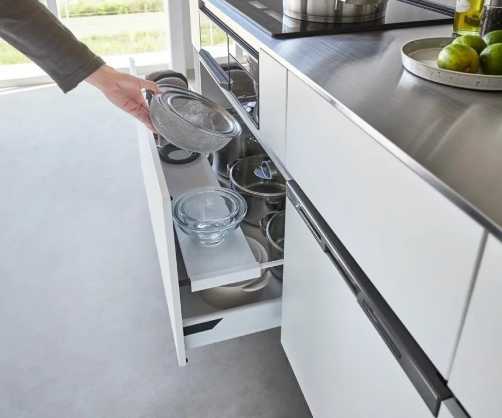 Yamazaki Uitschuifbare Ladeplank Tower White Sale