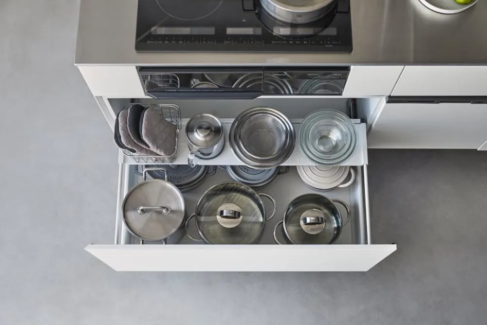 Yamazaki Uitschuifbare Ladeplank Tower White Sale