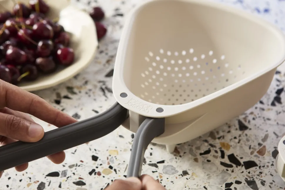 Vergiet Joseph Joseph Droplet Large Plastic Folding Colander