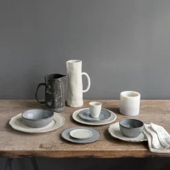 The Table Waterkan Atelier Laag Black Olive Sale