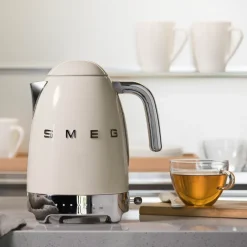 Smeg Waterkoker KLF04CREU Variabel 50 Style Crème