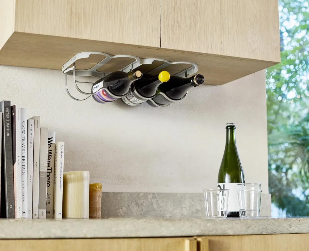 Joseph Joseph Wijnrek Cradle Under-Shelf Folding Wine Bottle Storage Light Stone Outlet